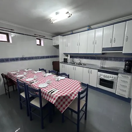 بيت ضيافة Rural Dos Hermanos